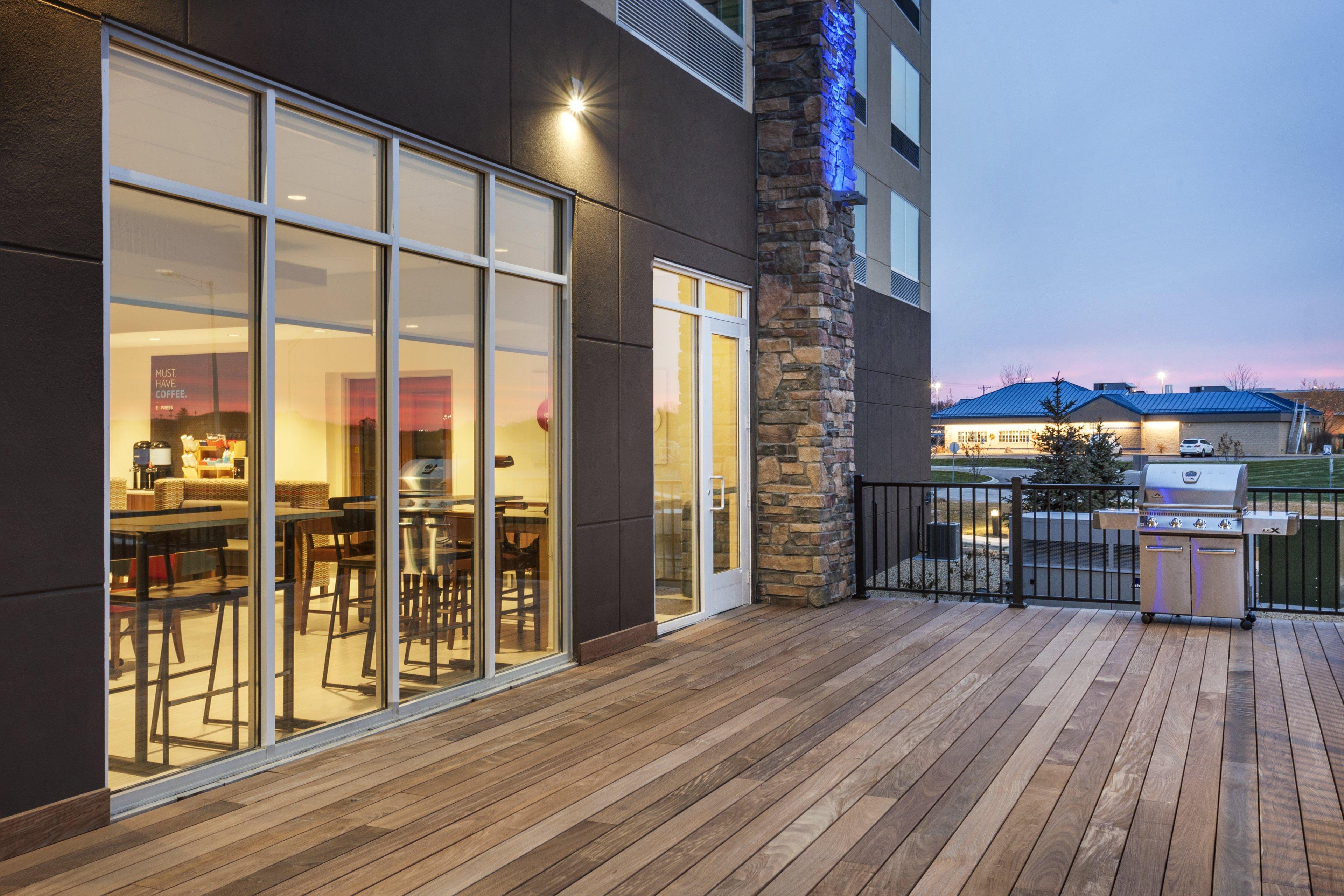 Holiday Inn Express & Suites - Hudson I-94 By Ihg Екстер'єр фото